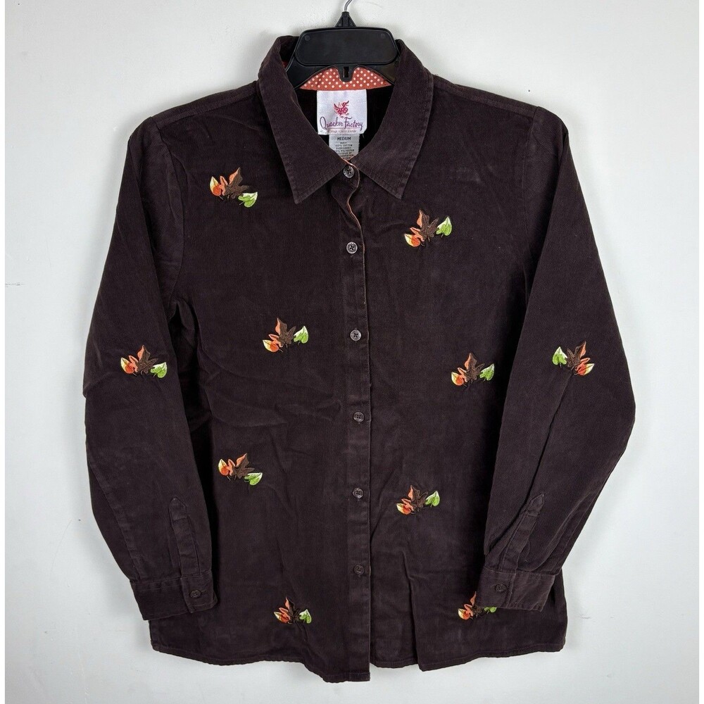 Women’s Vintage 90s Quaker Factory Embroidered Shirt / Button Down / Medium